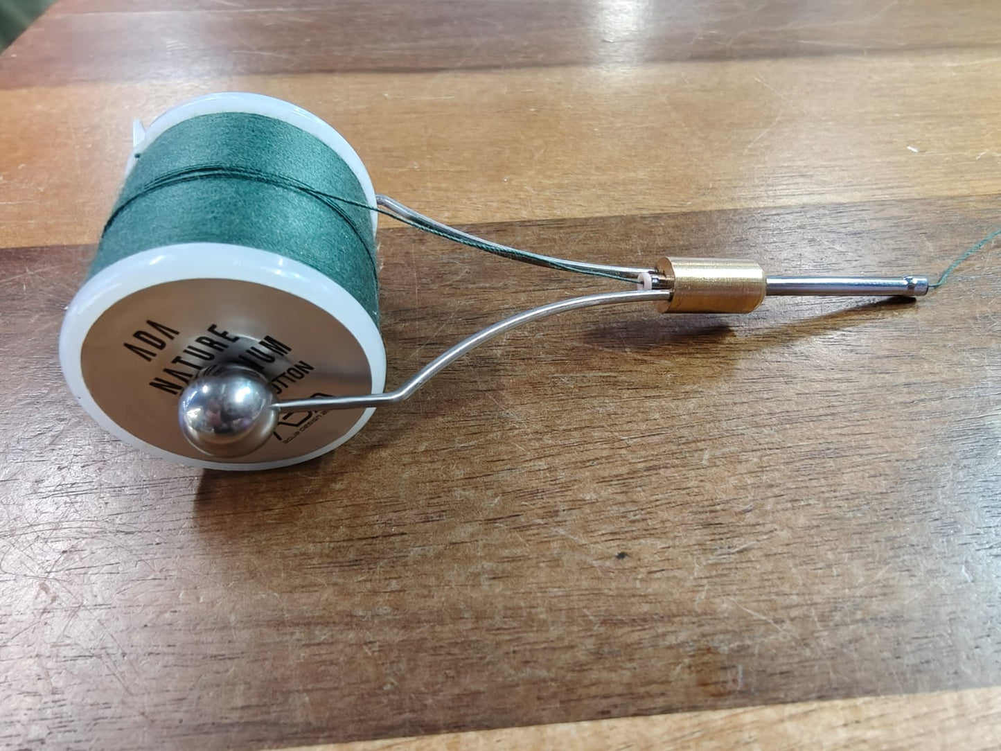 Moss Cotton Thread Guide Tool
